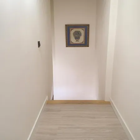 Apartment De 1b *